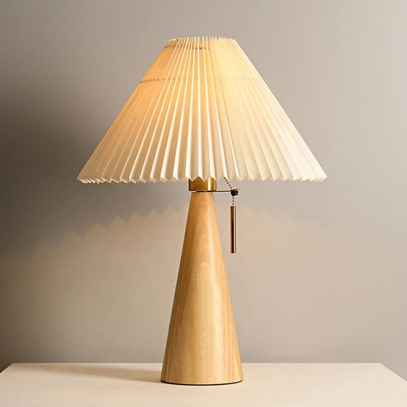 โคมไฟตั้งโต๊ะแบบจีบย้อนยุค โคม - Home Lighting And Decor บทวิจารณ์และราคา